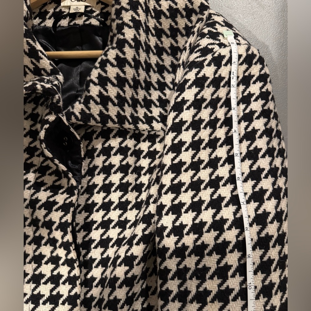 Houndstooth Black and White Coat - Picture 9 of 10
